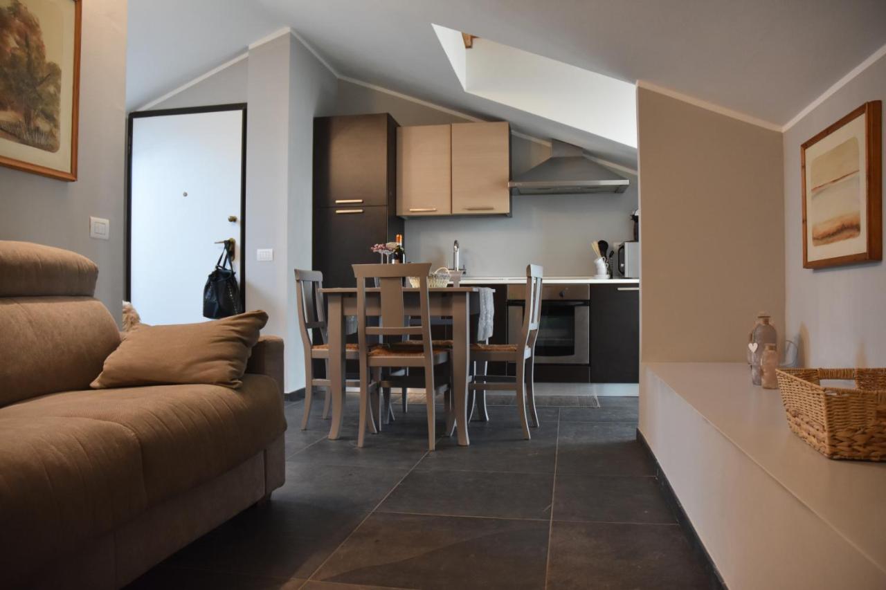 Appartement Collina Di Cloe à Guarene Extérieur photo